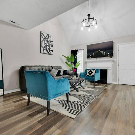 Plush Two Bedroom Retreat. A Home Away From Home! 里弗代尔 外观 照片